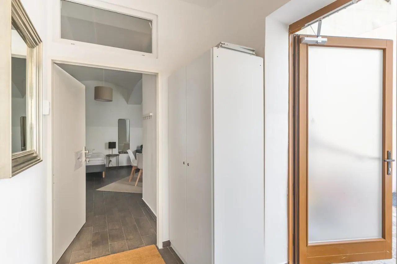 Apartament Free Parking I 458 Mbitwifi I Kingsize Bed Wiedeń 0*,  Austria